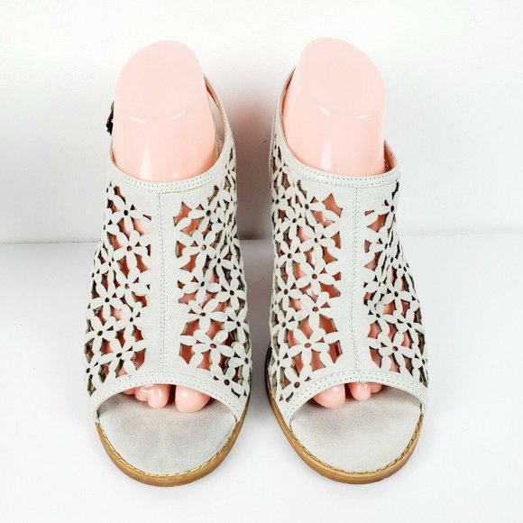 Very Volatile Women's White Leather Cut-Out Slingback Open Toe Heel Sandal Sz 9 - Picture 4 of 7